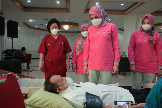 DWP Kemenpora Adakan Kegiatan Donor Darah Peringati HUT ke-77 RI