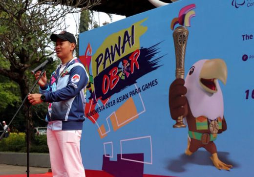 Api Obor Asian Para Games III Lalui Kota Khatulistiwa