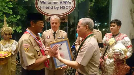 Dubes RI Ahmad Rusdi Terima The Friendship Award dari National Scout Organization Thailand