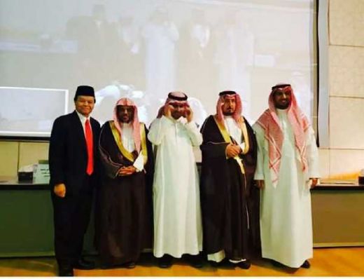 Jadi Dewan Penguji Program Doktoral Universitas Imam bin Saud, Bukti Wakil Ketua MPR Dihargai Forum Dunia Islam