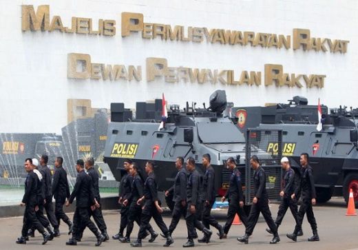 Jelang Pelantikan Jokowi, Di Mana-Mana Ada Polri dan TNI