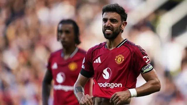 Bruno Fernandes Menghilang dari Latihan Manchester United, Benarkah Ini Akal Taktik Sang Pelatih?