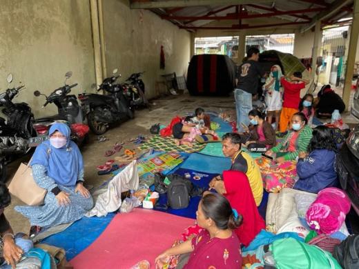 Cek Kondisi Pengungsi Banjir, Legislator PKS Apresiasi Kerja Cepat Aparat DKI Jakarta