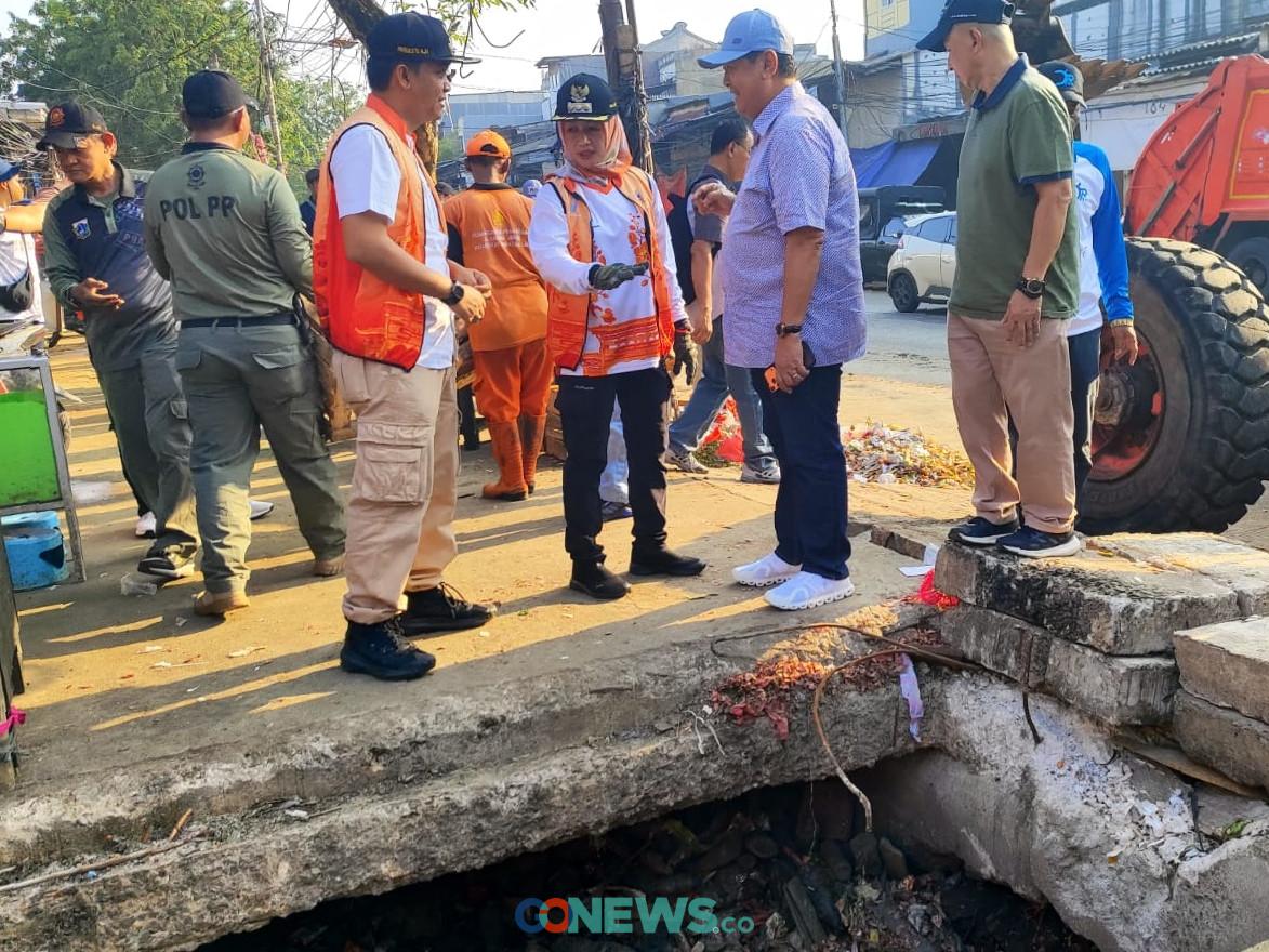 Wali Kota Jakbar Pimpin Kerja Bakti Berskala Besar di Tambora