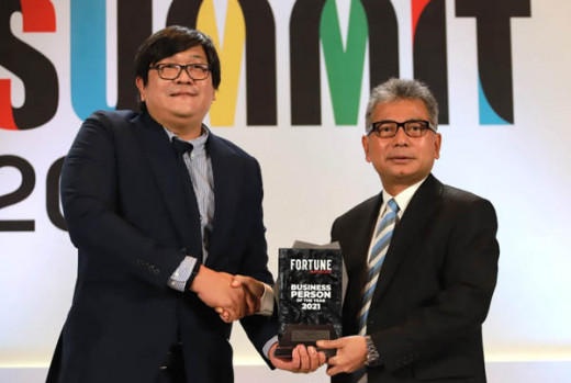 Berkat Sukses Lakukan Transformasi, Direktur Utama BRI Sunarso Dinobatkan sebagai Business Person of the Year