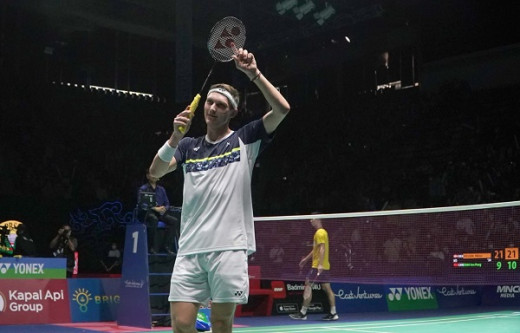 Viktor Axelsen Terbaik dengan Sepasang Gelar