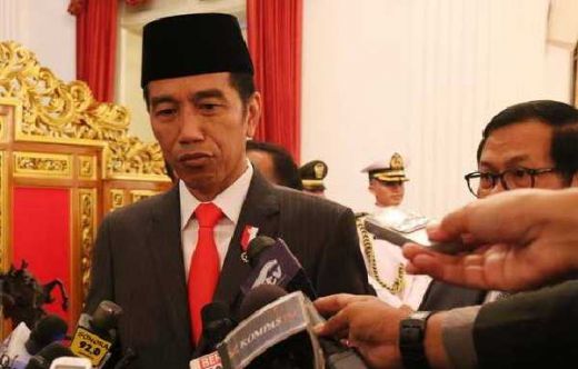 Setelah HTI, Jokowi Ngaku Akan Bubarkan Ormas Lainnya