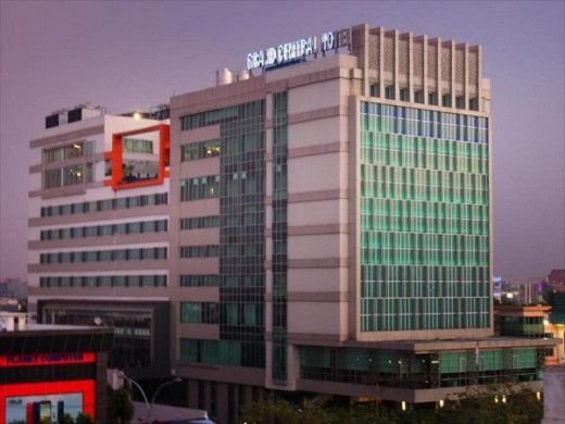 Ditinggal Orang Tua, Balita Jatuh dari Lantai 3 Hotel Grand Central Pekanbaru