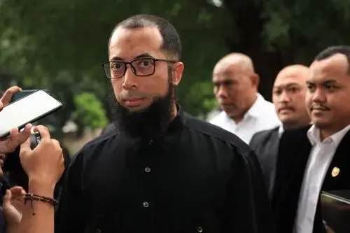 Uang Jemaah Khalid Basalamah Disita KPK, Nasibnya Tunggu Vonis Hakim