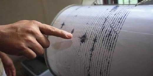 Gempa Guncang Laut Jawa Meluas Hingga Padang dan Denpasar