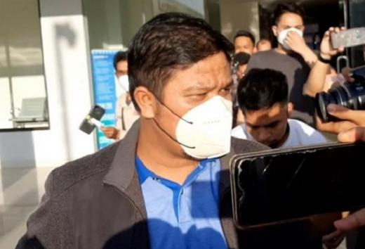 Usai Diperiksa di Polda Riau, Bupati Kuansing Dibawa ke Gedung KPK