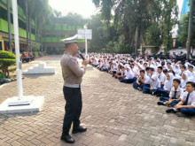 Satlantas Polres Jakarta Barat Gelar Sosialisasi Keselamatan Berlalu Lintas di Sekolah