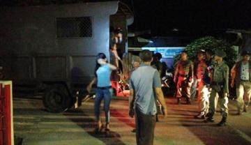Sempat Adu Mulut, 42 Wanita Tanpa Identitas Digaruk Petugas Gabungan dari Warung Kelap-kelip di Kota Padang