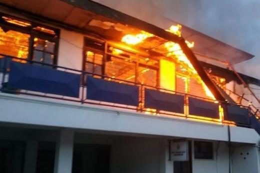 Ruang Teknologi Informasi UNIPA Terbakar