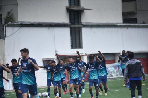 Ini Pengganti Wander Luiz di LIni Depan Persib Bandung
