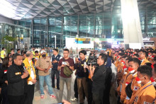 Kepala BP2MI Kawal Langsung Pelepasan 419 PMI dari Senayan-Bandara Soekarno Hatta