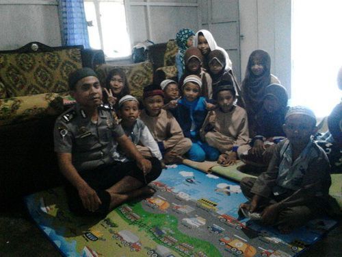 Ternyata Masih Ada Aparat Jujur, Ini Dia 5 Kisah Inspiratif Polisi Hebat di Indonesia
