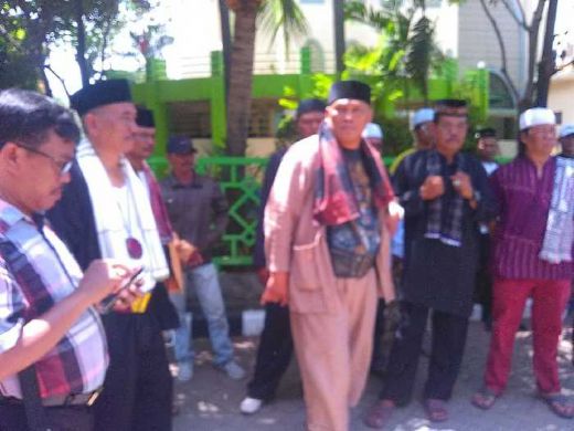 Waduh..., Jawara Bekasi Tantang GMBI Duel di Alun-alun