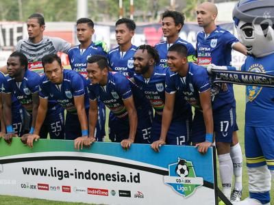 I Komang Putra Jabat Pelatih Kiper PSIS Semarang