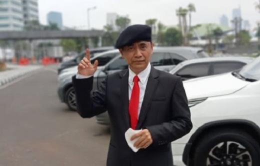 Datangi Gedung DPR, Lord Rangga Sunda Empire Ingin Labrak Arteria Dahlan