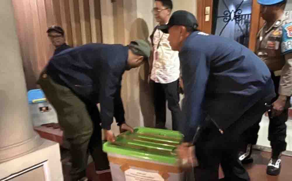 Transaksi Gelap Rp25,8 Triliun Terungkap, Emas Batangan Disita dari Surabaya