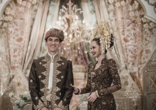 Netizen dan Teman Artis Pada Kaget, Tiba-tiba Enzy Storia Unggah Potret Dirinya Resmi Menikah
