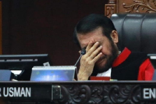 Tok! Mahkamah Konstitusi Putuskan Anwar Usman Harus Mundur dari Kursi Ketua MK