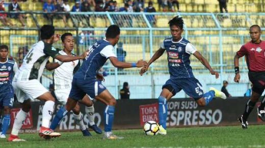 Hadapi Sriwijaya FC, Hamkah, Alfin dan Konate Dipastikan Perkuat Arema