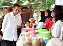 Pelaku Usaha Kecil Menjerit, Jokowi Minta Kepala Daerah Salurkan Dana UMKM