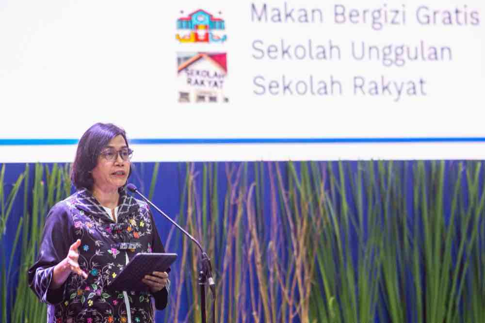 Isu Hoaks Hantam Sri Mulyani, Guru Kembali Jadi Korban Narasi Elit