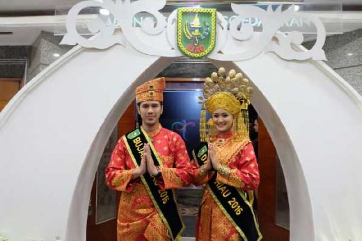 Yuk Saksikan Malam Grand Final Bujang dan Dara Riau 2017 Jumat Besok...