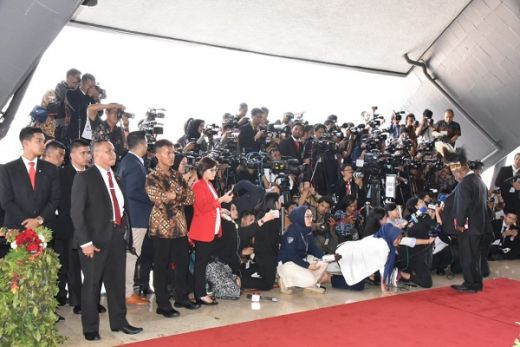 Antusiasme Media Nasional dan Internasional saat Meliput Pelantikan Jokowi-Maruf