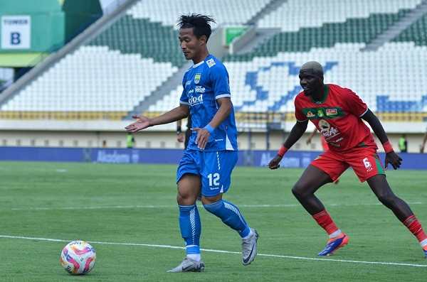Persib Bandung Belum Terkalahkan, Tak Buat Henhen Jemawa