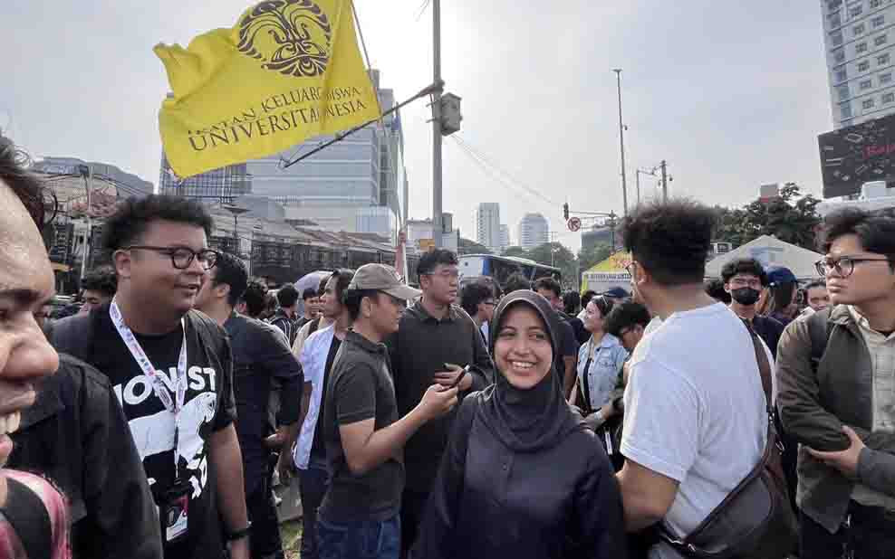 BEM UI Gelar Aksi di Tugu Tani, Bawa Lima Tuntutan Termasuk Darurat Karhutla