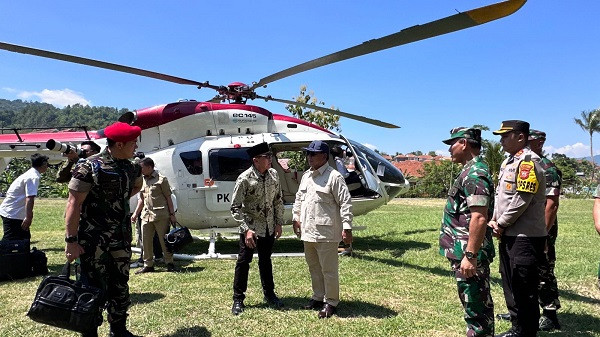 Jemput Prabowo di Helipad, Iwan Bule: Selamat Datang di Kota Kuda, Kuningan