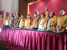 Ketua DPD Hanura Riau Gabung ke Kubu Sudding, OSO Tunjuk Wiljoni sebagai Plt