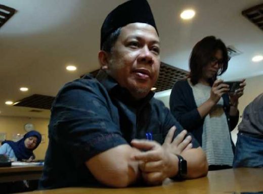 Meskipun Terasa Berat, Fahri Hamzah Minta Presiden Jokowi Segera Teken UU MD3