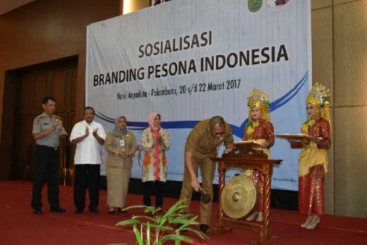 Gelar Sosialisasi Branding Pesona Indonesia di Pekanbaru, Kemenpar Ajak Pemprov Riau Berpromosi Wisata Tepat Sasaran