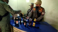 Razia Lokasi Mesum di Wonotunggal, Satpol PP Batang Sita Puluhan Botol Miras
