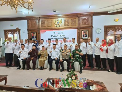 GoNews Foto bersama Pengurus PMI Bata