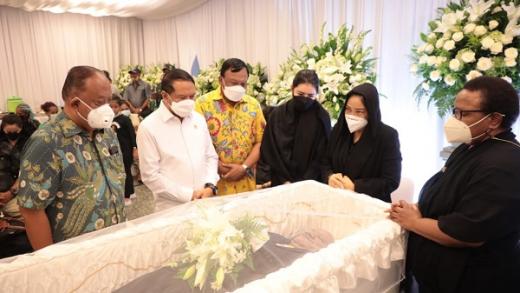 Klemen Tinal Wafat, Menpora Amali Merasa Kehilangan dan Sampaikan Duka Cita Mendalam