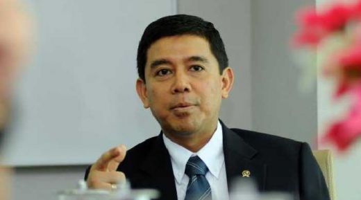 Menteri Yuddy Pastikan Tak Ada Kue Lebaran dan Open House di Kantornya