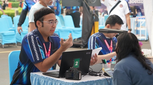 Puluhan Warga Urus Paspor di CFD, Imigrasi Soekarno-Hatta Buka Layanan