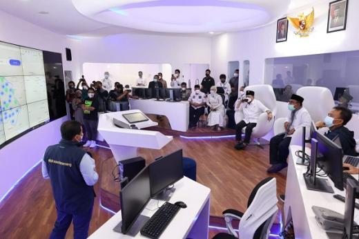 Tinjau Command Center Sumedang, Ketua DPD RI Bicara Percepatan Transformasi Digital