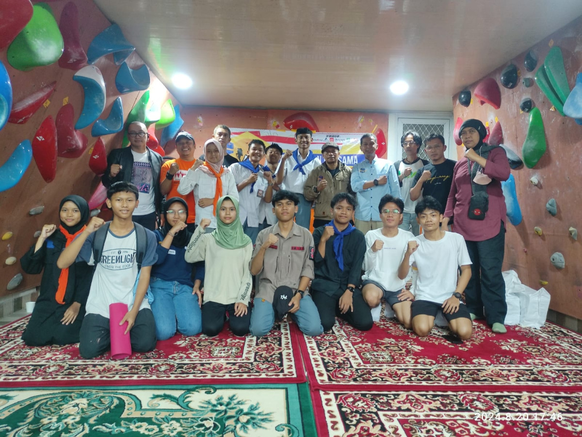 Sispala DKI Adakan Pendakian Gunung Bersama