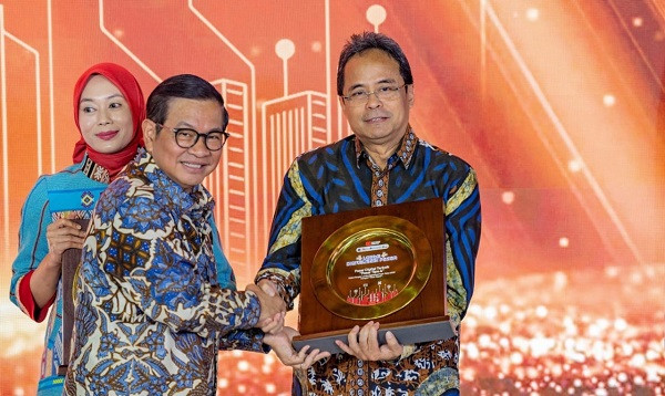 Dorong Transaksi Non-Tunai di Pasar Tradisional, Bank Jakarta Raih 3 Penghargaan Digitalisasi Pasar