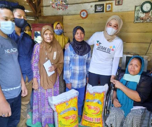 Bamsoet Berikan Bantuan Kepada Warga Desa Way Kepayang dan Desa Kedondong Lampung