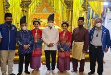 Kunjungi Istana Maimun, Zulhas Berharap Cagar Budaya Terus Dijaga dan Dilestarikan