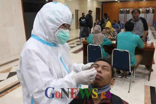 Pemerintah Diminta Jawab Kebingungan Masyarakat Soal PCR Syarat Semua Penerbangan