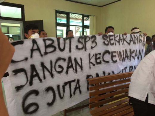 Datangi PN Pekanbaru, BEM UR Kawal Terus Sidang Praperadilan SP3